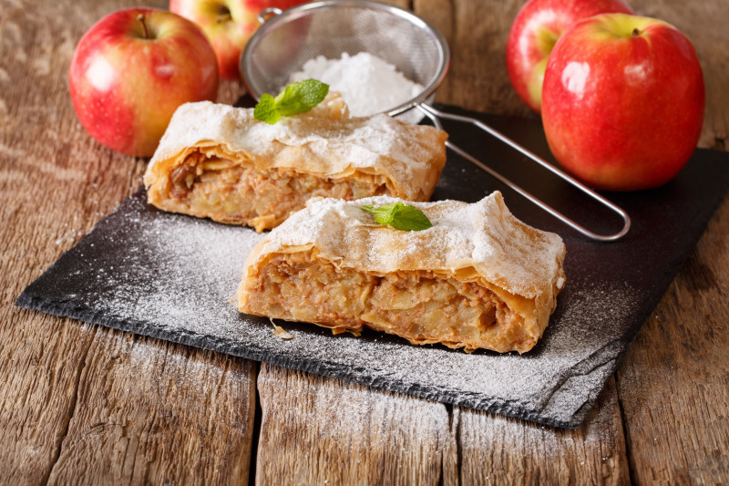 tagAlt.Apple Strudel recipe