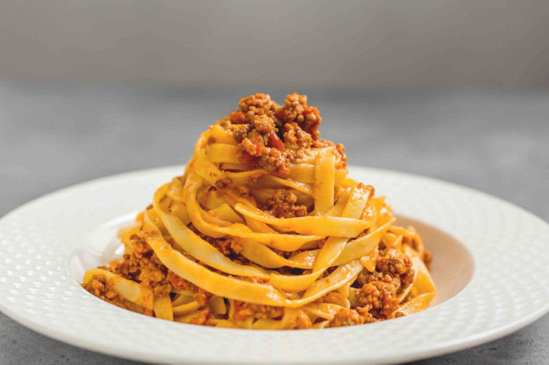 tagAlt.Fresh Egg Tagliatelle with Meat Ragù