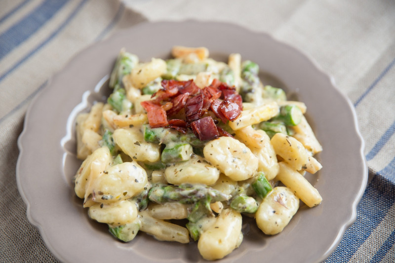 tagAlt.Ricotta Gnocchi with Asparagus and Italian Bacon