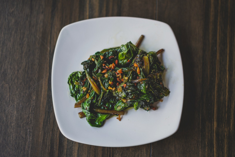 tagAlt.Sautéed Swiss Chard Chili Flakes 