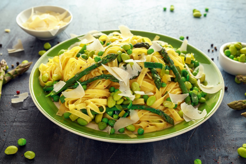 tagAlt.Tagliatelle with Fresh Spring Vegetables