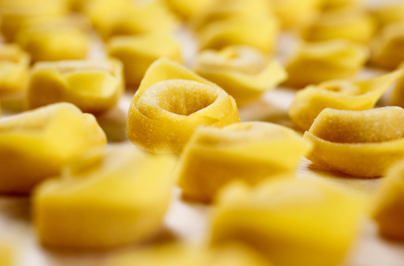 tagAlt.tortellini pasta in broth