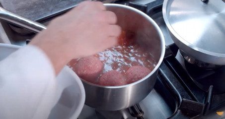 tagAlt.Add tomato sauce