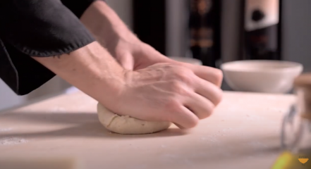 tagAlt.pici cacio e pepe video ricetta 1