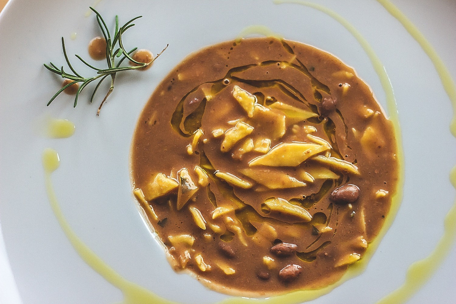 Hand-Cut Maltagliati with Creamy Fresh Bean Sauce | MaMaBlip