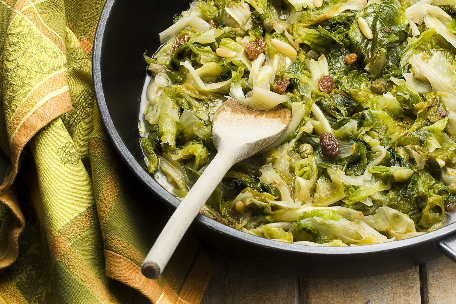 Sautéed Belgian Endive with Pine Nuts and Sweet Raisins | MaMaBlip