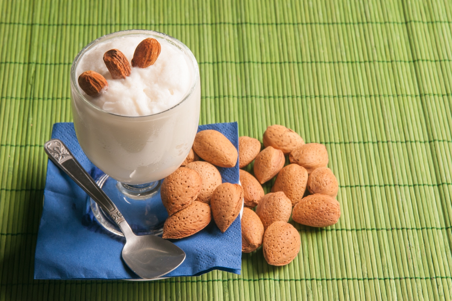 Classic Almond and Milk Sorbetto | MaMaBlip