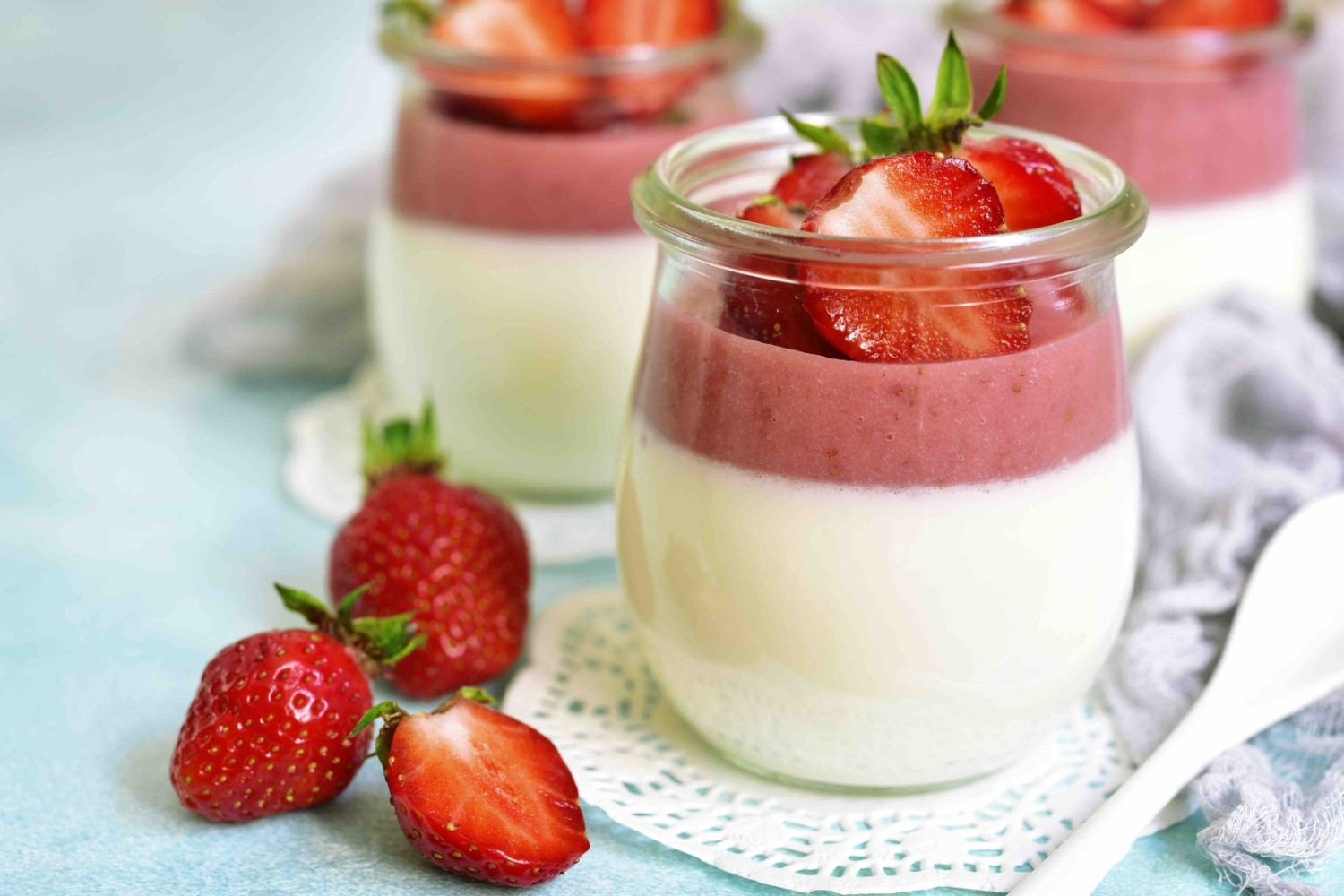 Vanillascented Yogurt Mousse with Fresh Strawberries