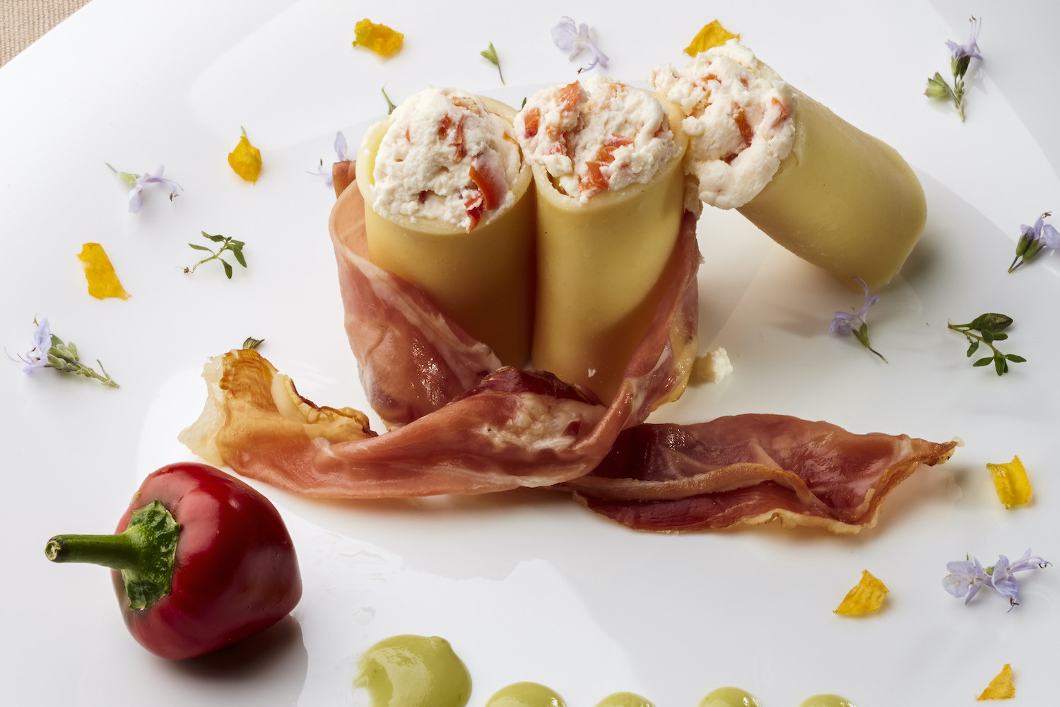 Paccheri with Sweet Peppers and Creamy Piave Cheese | MaMaBlip