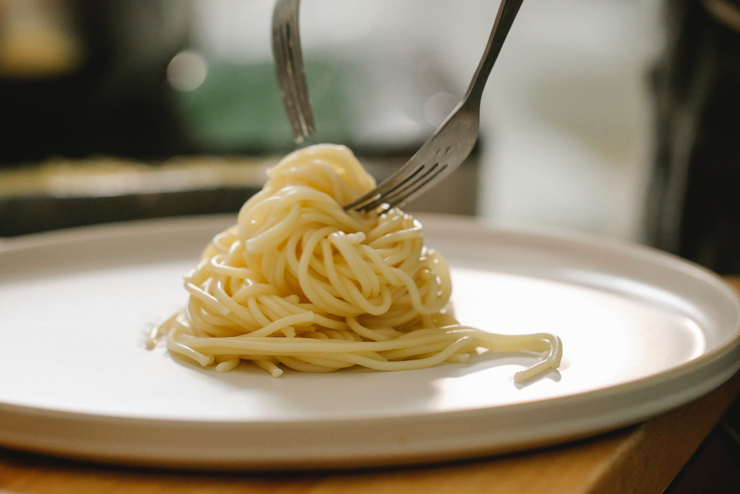 Spaghetti in Creamy Fresh Lemon Emulsion | MaMaBlip