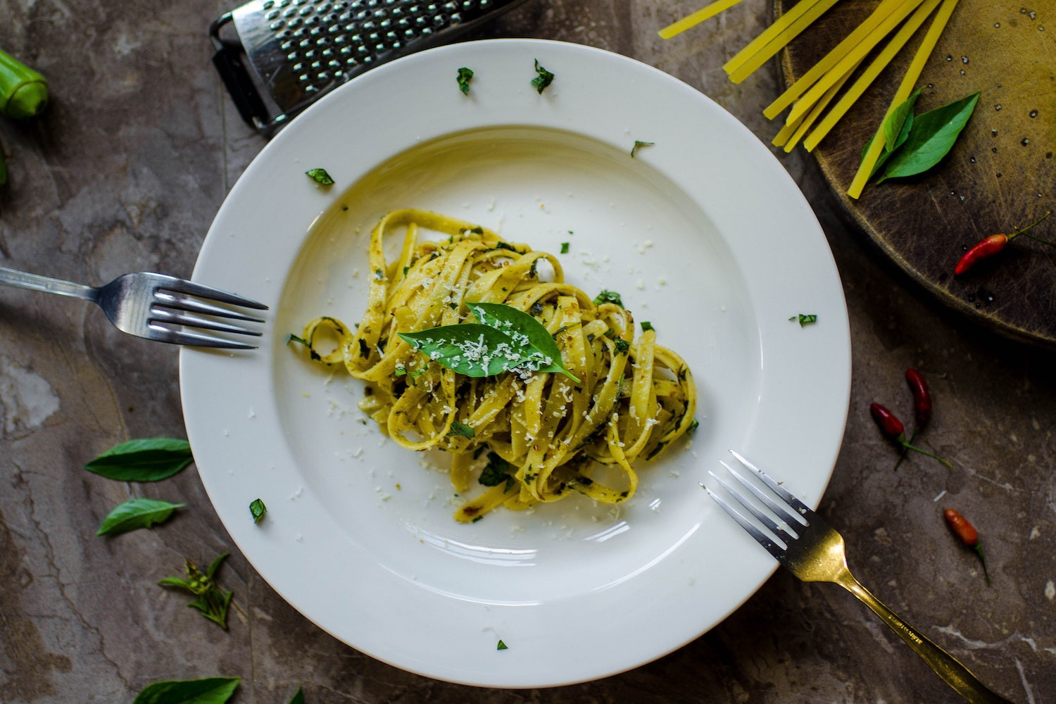 Homemade Tagliatelle with Creamy Spinach Almond Sauce | MaMaBlip